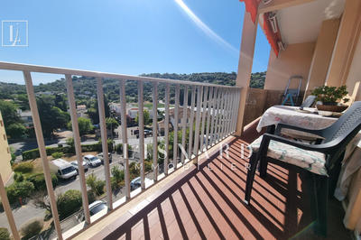 Appartement - 81 m² - 4 pièces