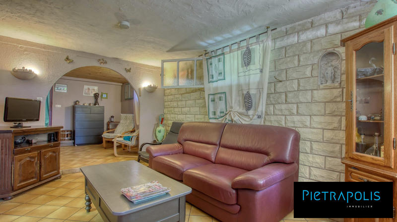 Maison - 137 m² - 4 pièces