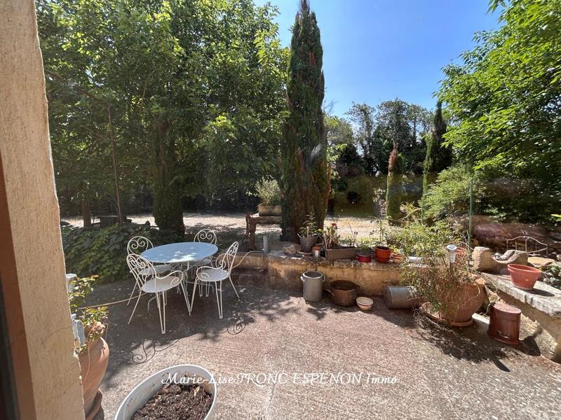 Mas - 273 m² - 10 pièces