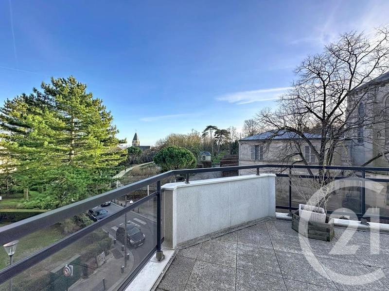 Appartement - 77 m² - 3 pièces