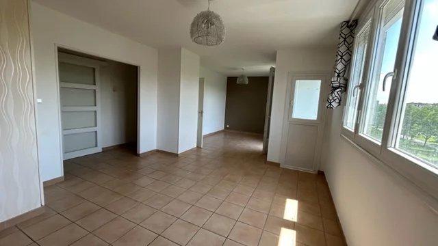 Appartement - 89 m² - 5 pièces