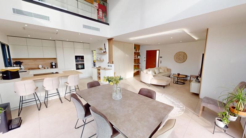 Villa - 136 m² - 6 pièces