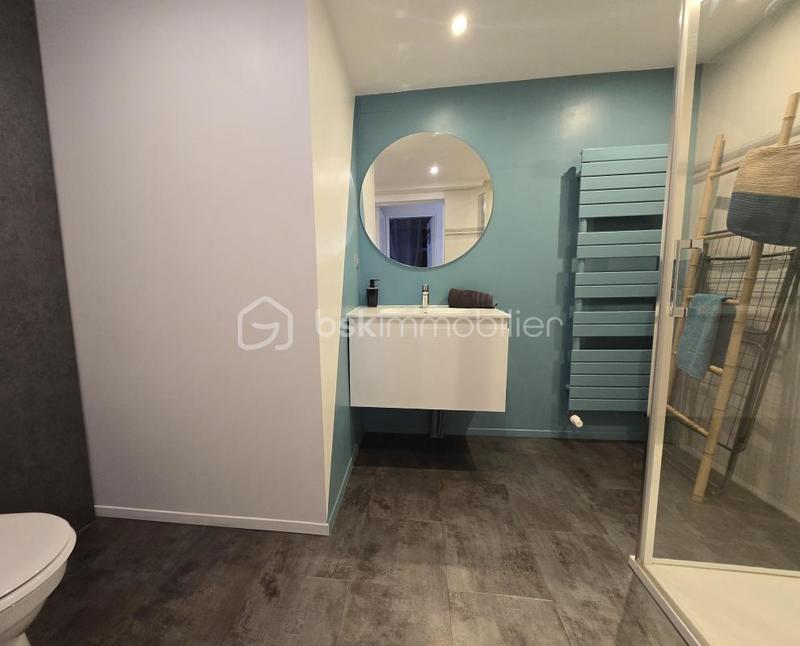 Maison - 185 m² - 7 pièces