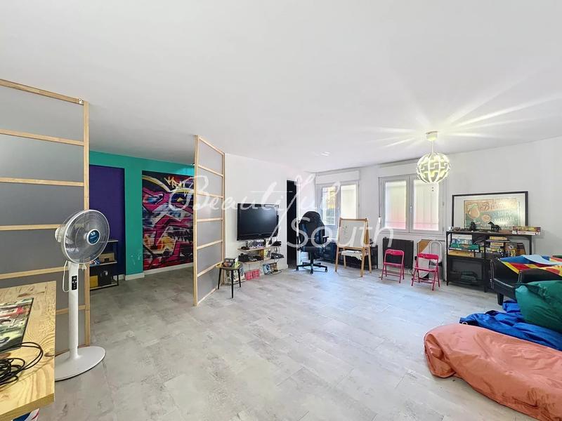 Maison de ville - 203 m² - 7 pièces