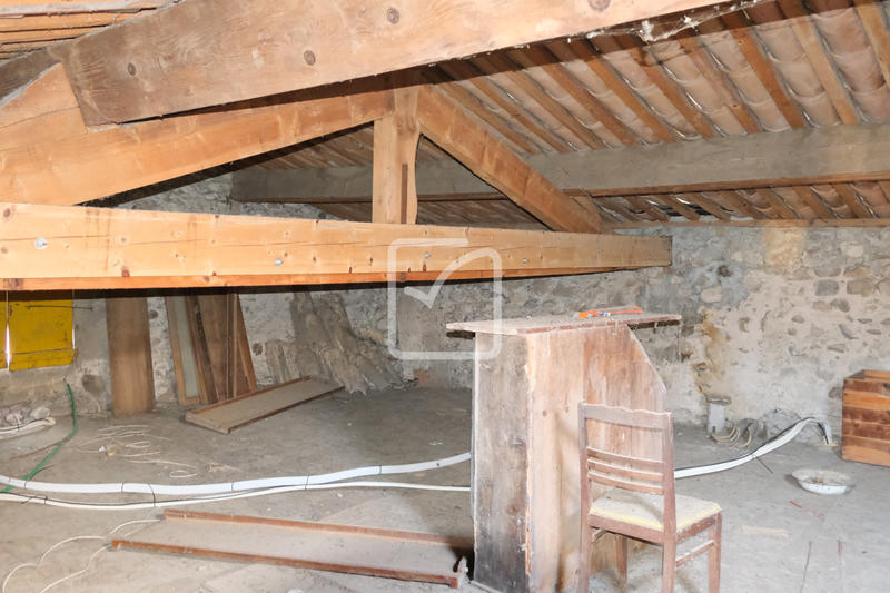 Maison de village - 219 m² - 10 pièces