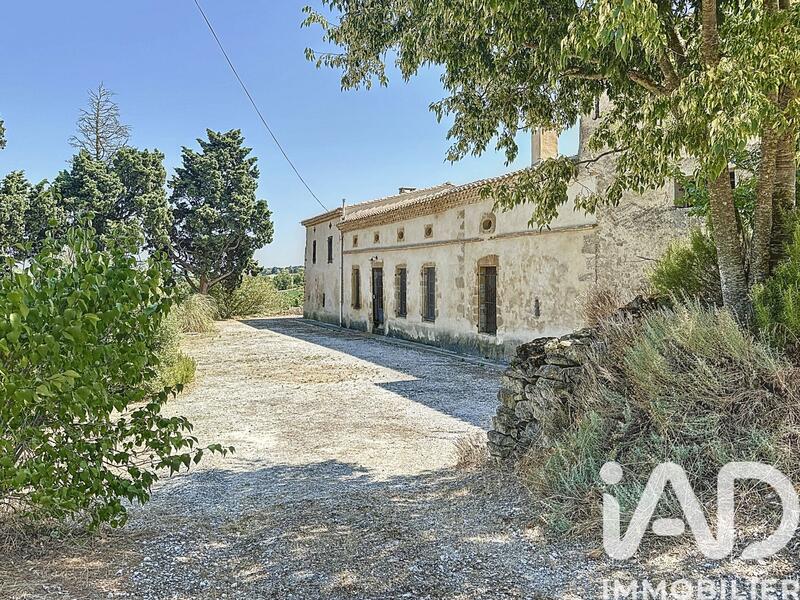 Maison - 410 m² - 11 pièces