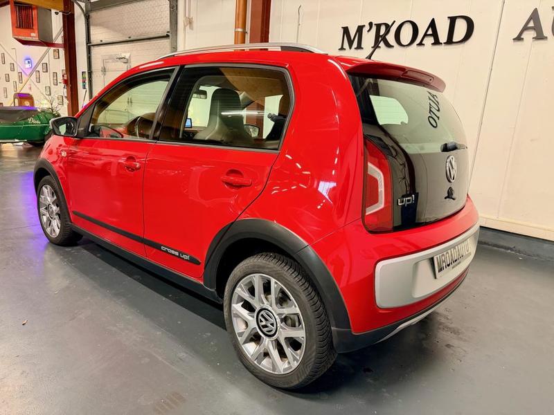 Volkswagen Up! Cross Up 1.0i 75ch - 1ere Main