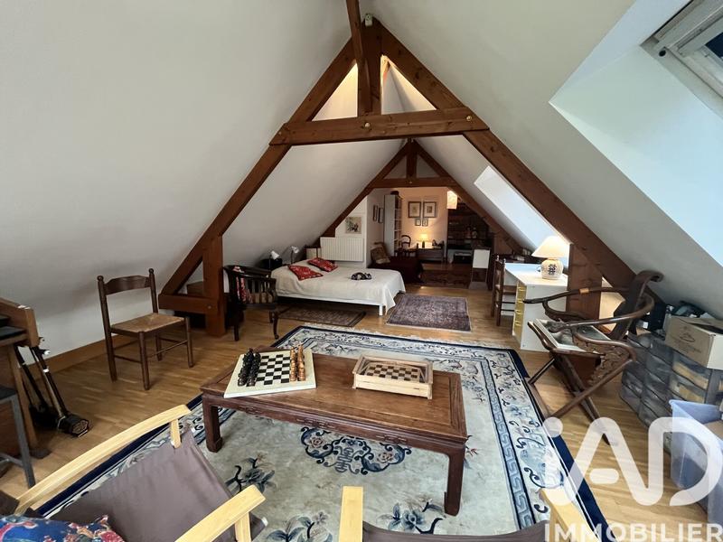 Maison - 184 m² - 7 pièces