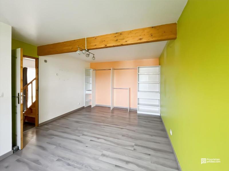 Maison - 180 m² - 7 pièces