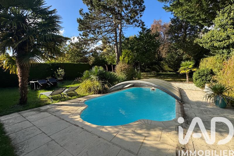 Maison de maîtres - 199 m² - 8 pièces