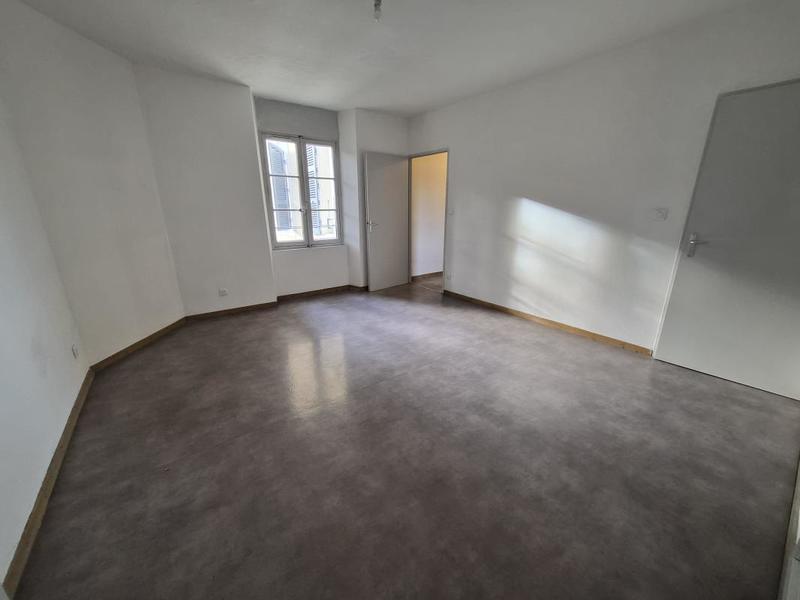 Appartement - 105 m² - 5 pièces