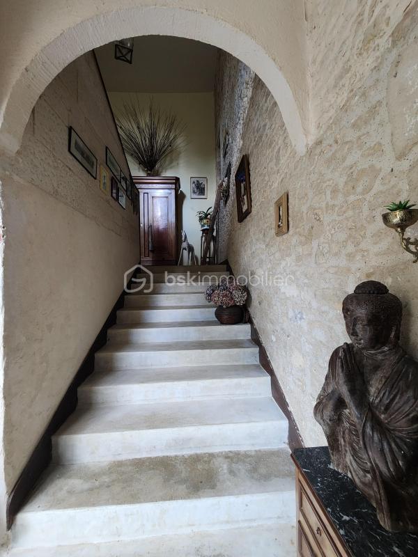 Maison en pierre - 250 m² - 7 pièces