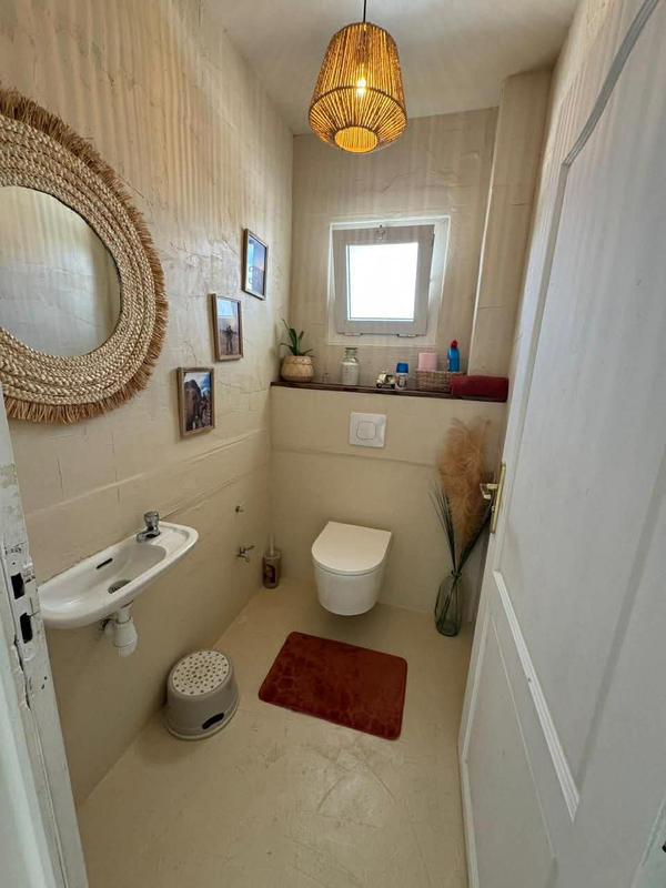 Maison - 197 m² - 8 pièces