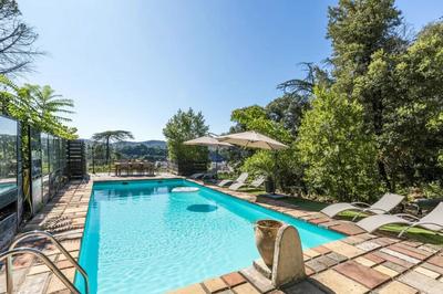 Maison ancienne - 195 m² - 7 pièces