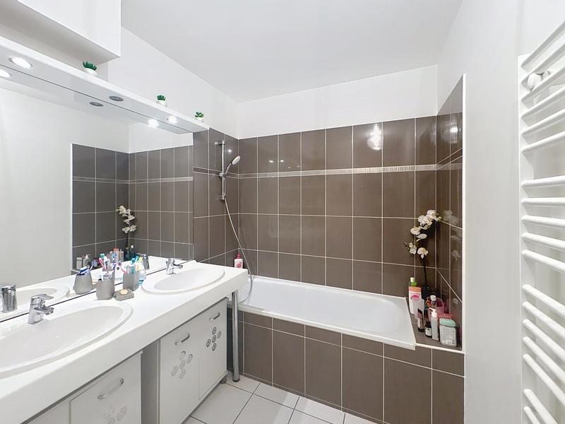 Duplex - 82 m² - 4 pièces