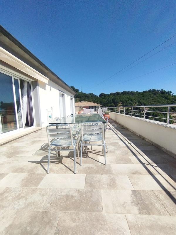 Appartement - 124 m² - 5 pièces