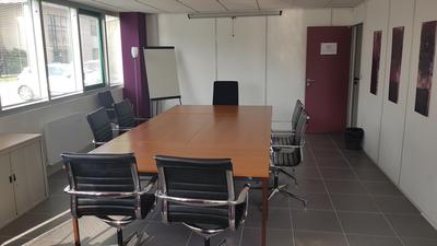 Immeuble de bureaux - 35 m² - 1 pièce