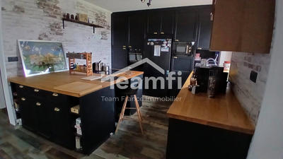 Maison - 174 m² - 5 pièces