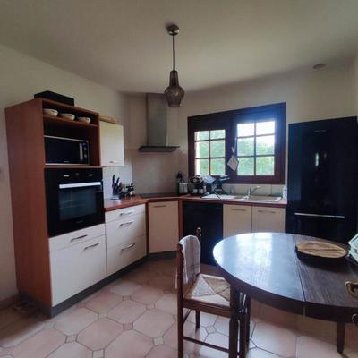 Propriété - 147 m² - 8 pièces