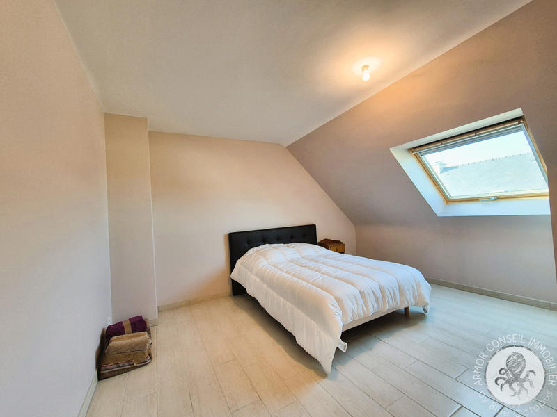 Maison - 235 m² - 6 pièces