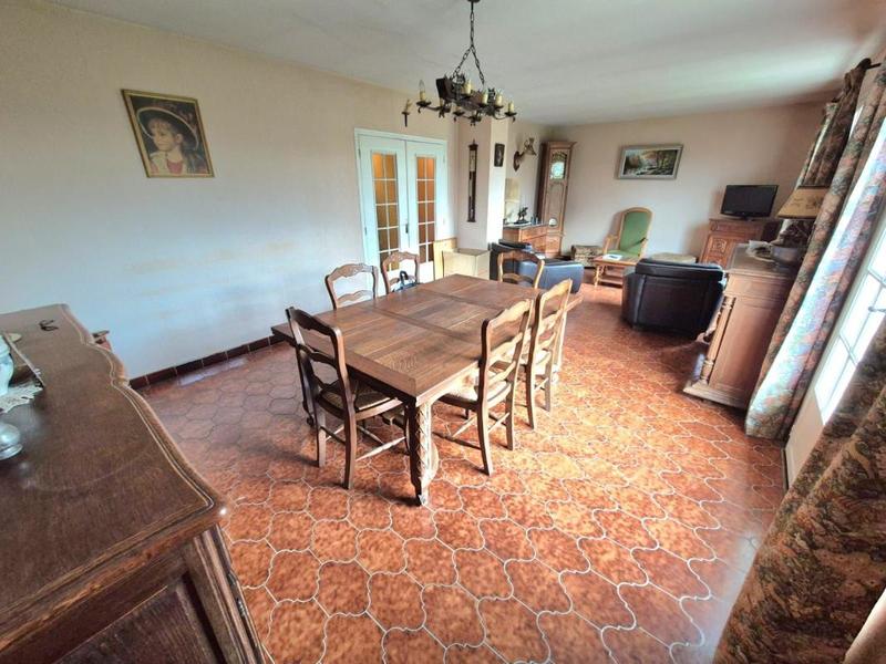 Maison - 136 m² - 5 pièces