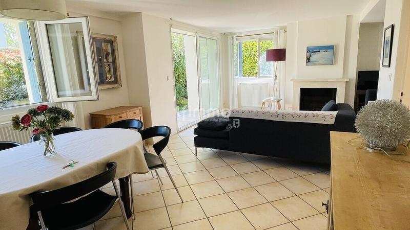 Villa - 155 m² - 6 pièces