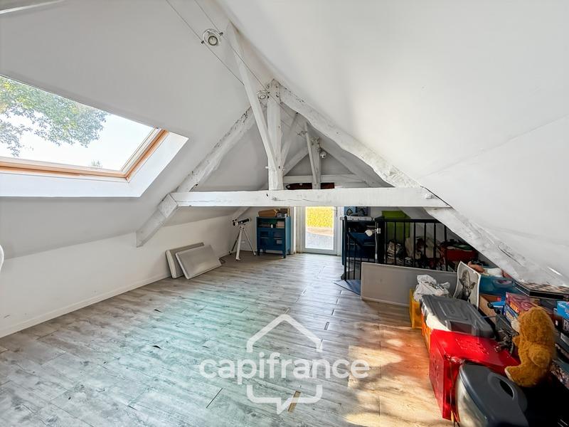 Maison - 205 m² - 8 pièces