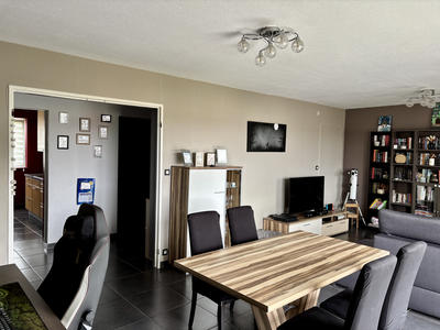 Appartement - 96 m² - 5 pièces