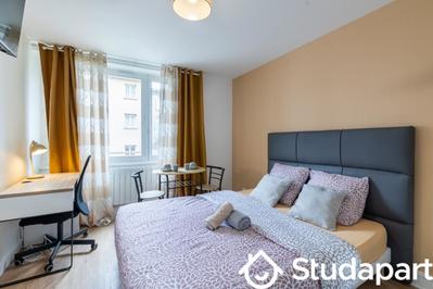 Chambre - 10 m² - 1 pièce