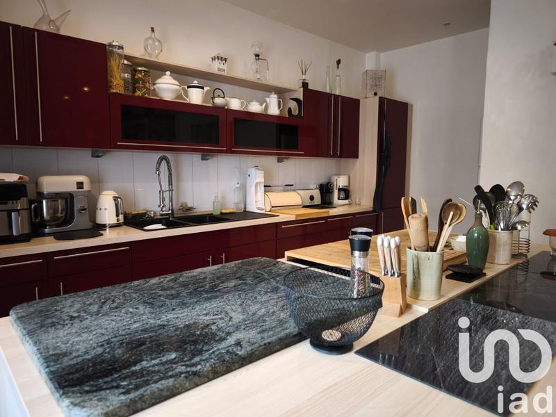 Maison - 193 m² - 8 pièces