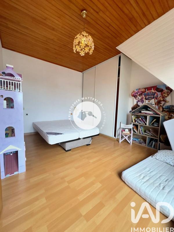 Maison - 180 m² - 5 pièces