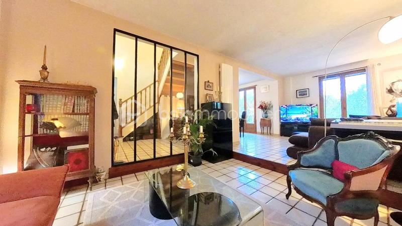 Maison - 131 m² - 6 pièces