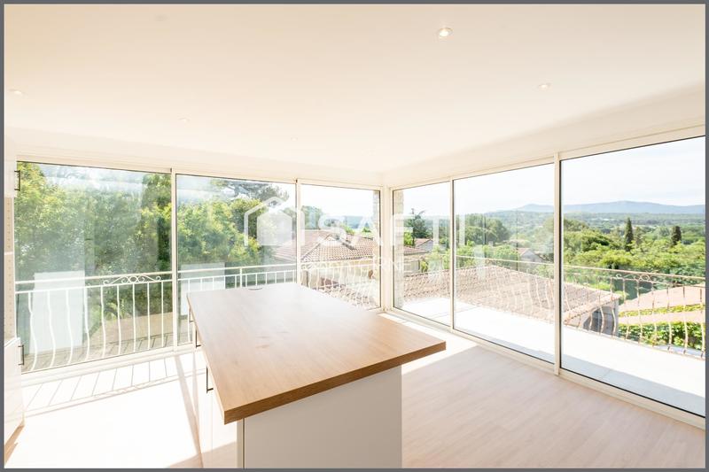 Appartement - 120 m² - 4 pièces