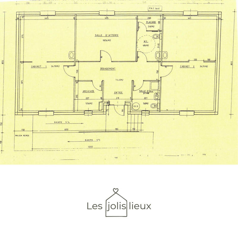 Local d'activité / Entrepôt - 121 m² - 4 pièces