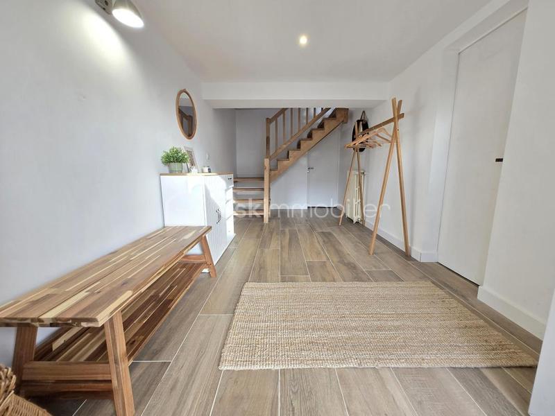 Maison - 95 m² - 5 pièces