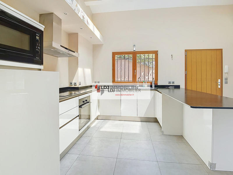 Villa - 160 m² - 5 pièces