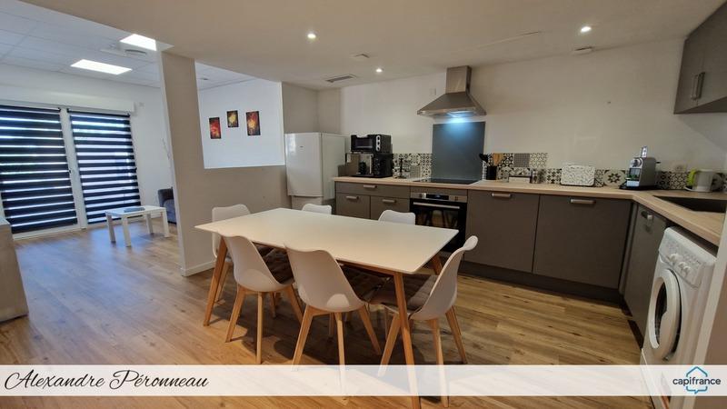 Villa - 285 m² - 9 pièces