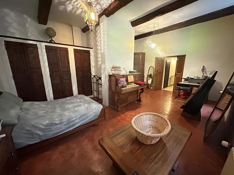 Maison - 185 m² - 7 pièces