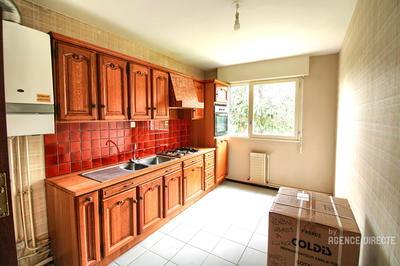 Appartement - 90 m² - 5 pièces