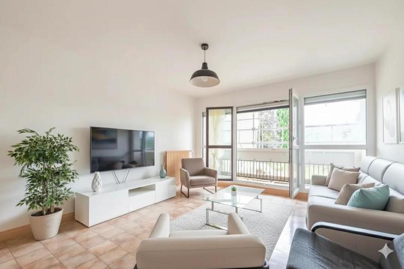 Appartement - 82 m² - 4 pièces