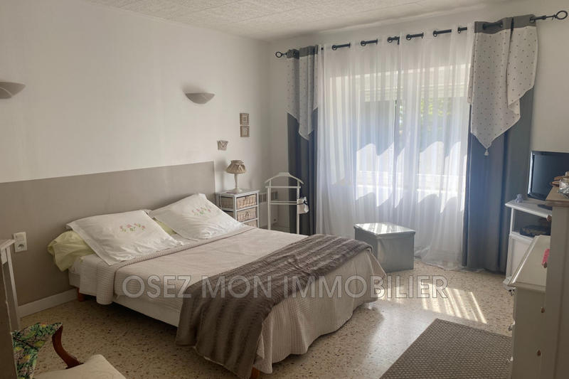 Maison - 320 m² - 14 pièces