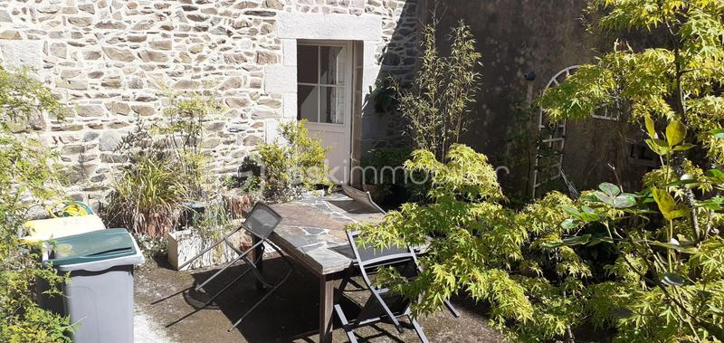 Maison de ville - 142 m² - 7 pièces