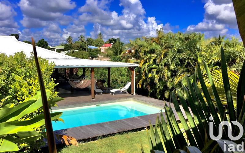 Maison - 178 m² - 7 pièces