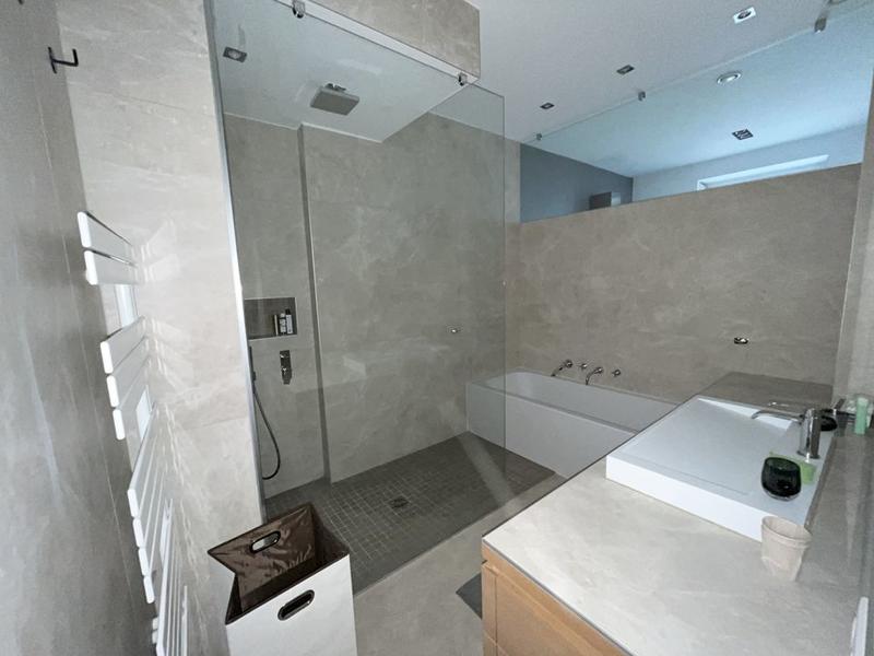 Appartement - 77 m² - 2 pièces