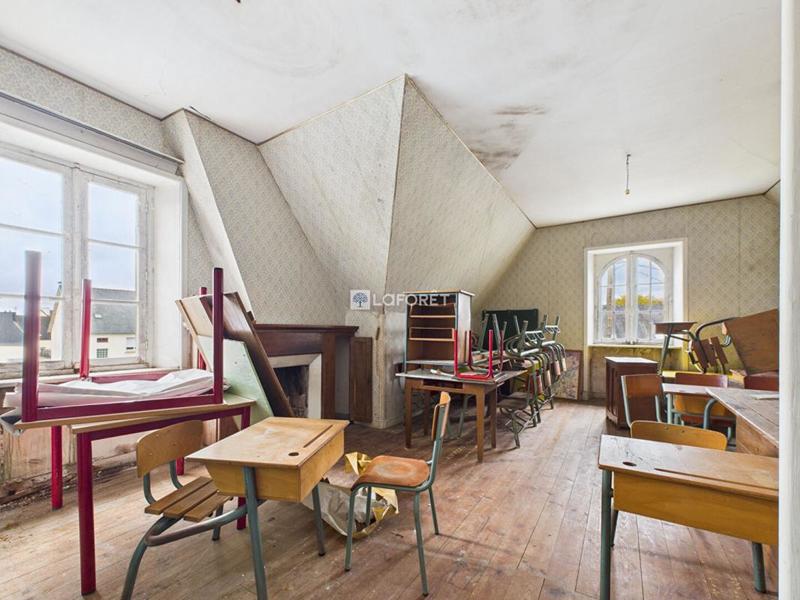 Maison - 585 m² - 18 pièces