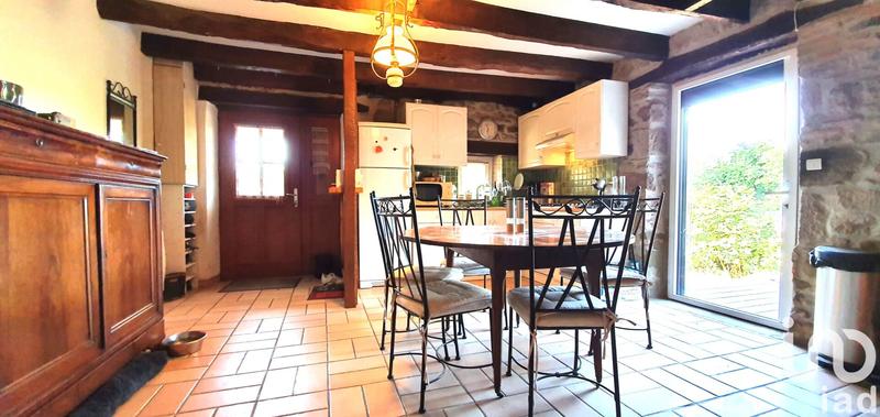 Maison - 94 m² - 5 pièces