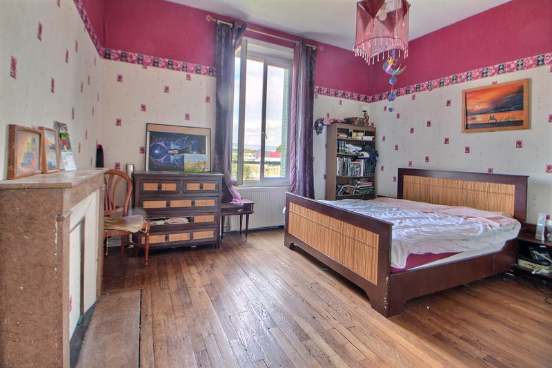 Appartement - 102 m² - 5 pièces