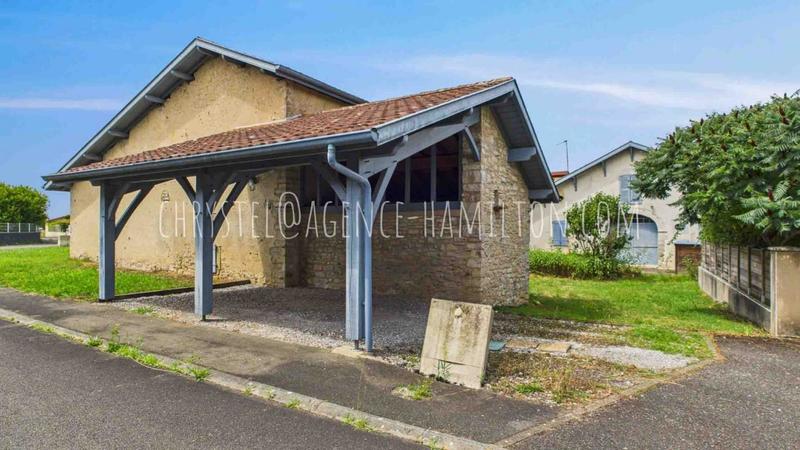 Maison - 559 m² - 15 pièces