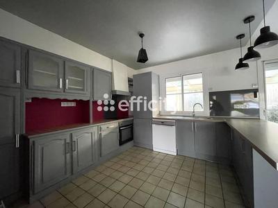 Maison - 120 m² - 6 pièces