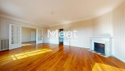 Appartement - 96 m² - 5 pièces